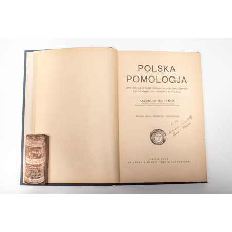 BRZEZIŃSKI K., Polska pomologja. Opis celniejszych odmian drzew owocowych, Lwów 1929